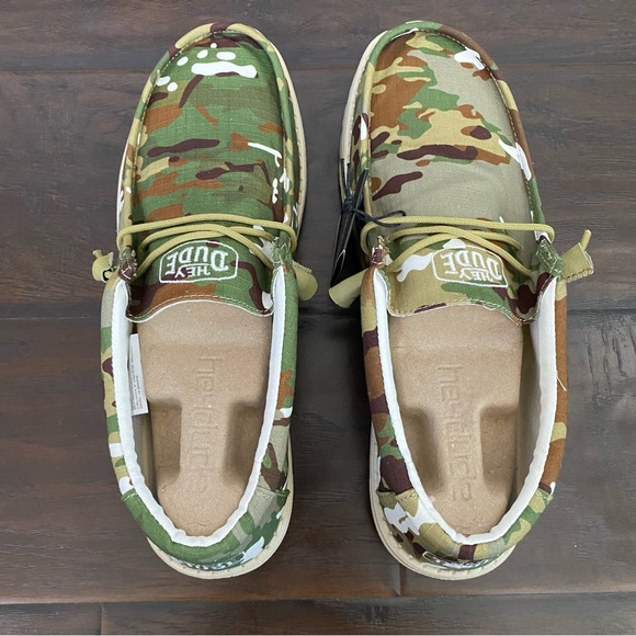 NWT Hey Dude Wally Camouflage Multi Camo women Loafers Size 10 available - Picture 4 of 10